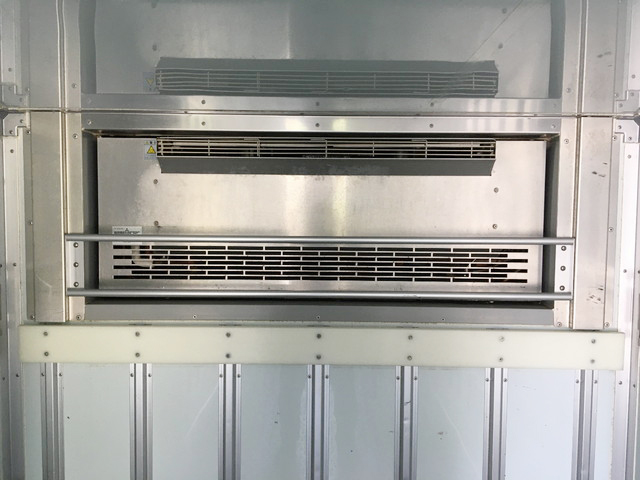 いすゞエルフ冷凍車（冷蔵車）小型（2t・3t）[写真15]