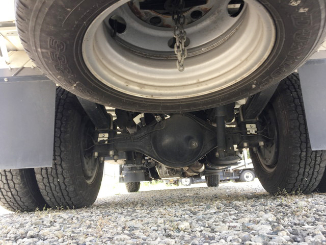 いすゞエルフ冷凍車（冷蔵車）小型（2t・3t）[写真22]