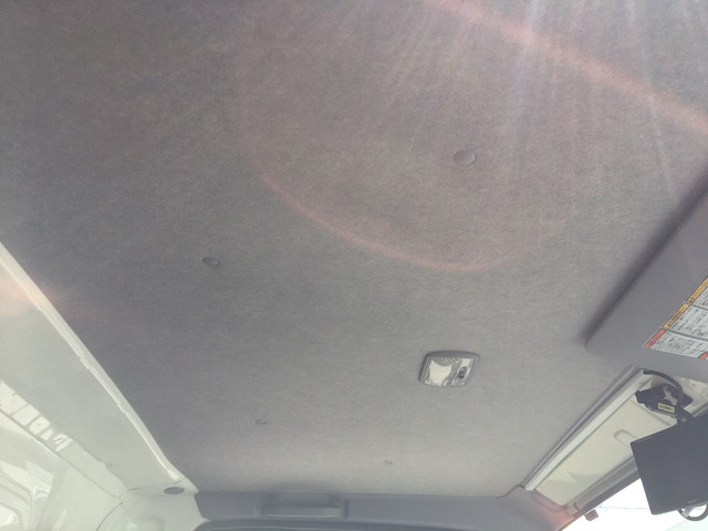 いすゞエルフ冷凍車（冷蔵車）小型（2t・3t）[写真31]