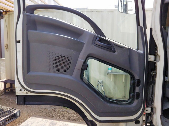 いすゞフォワードクレーン4段中型（4t）[写真24]