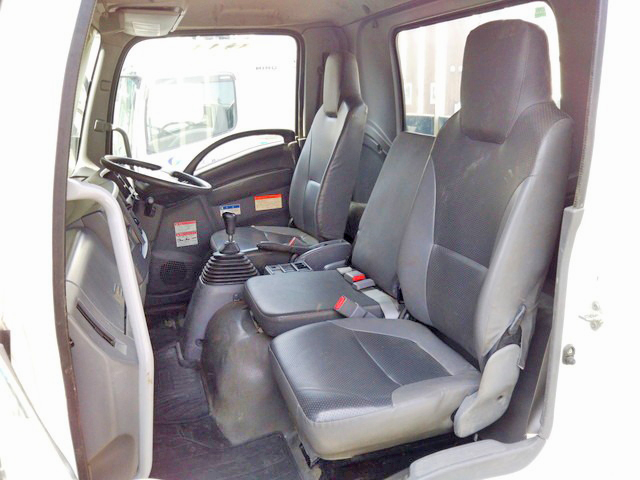 いすゞフォワードクレーン4段中型（4t）[写真26]