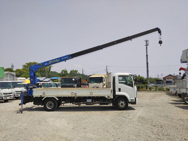 いすゞフォワードクレーン4段中型（4t）[写真07]