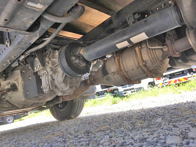 いすゞエルフ平ボディ小型（2t・3t）[写真24]