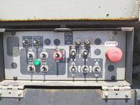 いすゞエルフ高所作業車小型（2t・3t）[写真17]