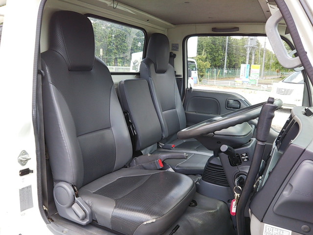 いすゞエルフ高所作業車小型（2t・3t）[写真28]