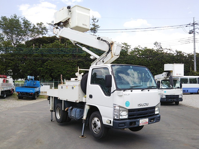 いすゞエルフ高所作業車小型（2t・3t）[写真03]