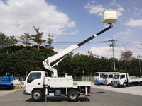 いすゞエルフ高所作業車小型（2t・3t）[写真06]