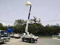 いすゞエルフ高所作業車小型（2t・3t）[写真09]