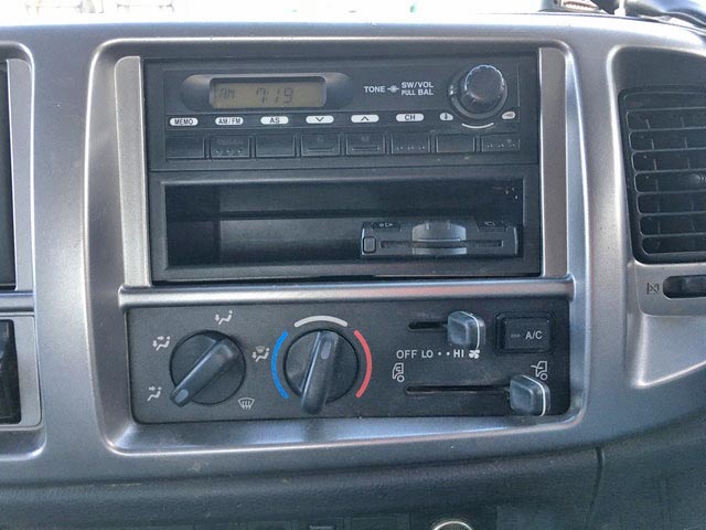 日野レンジャーダンプ中型（4t）[写真32]