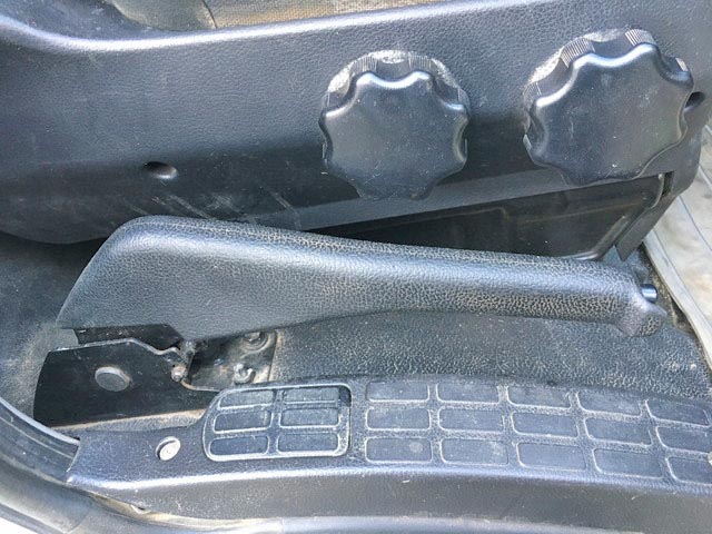 日野レンジャーダンプ中型（4t）[写真36]