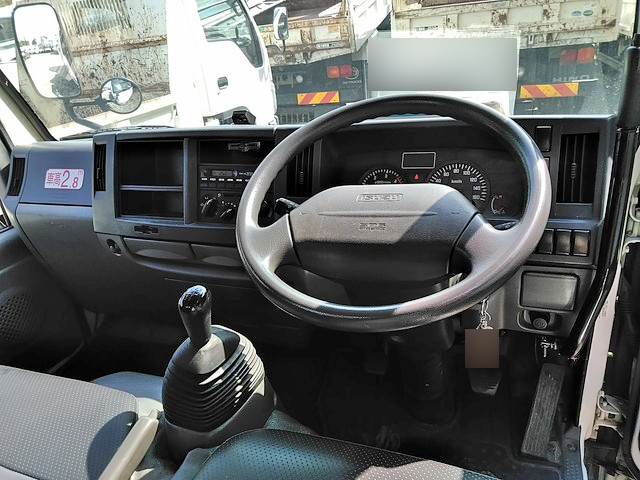 いすゞエルフ高所作業車小型（2t・3t）[写真38]