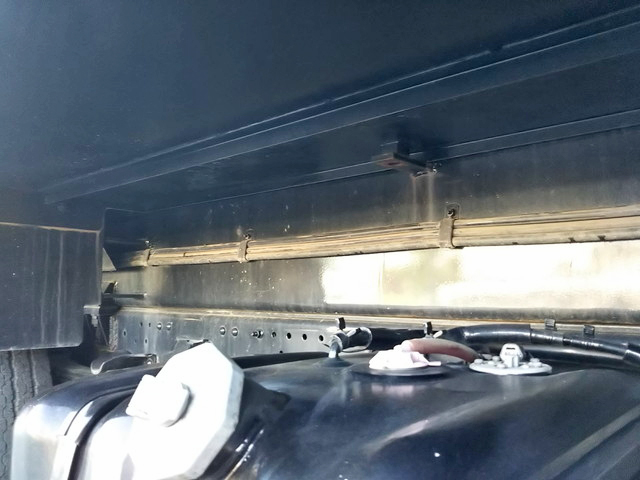 いすゞエルフ高所作業車小型（2t・3t）[写真24]