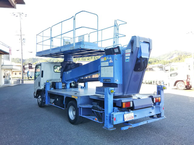 いすゞエルフ高所作業車小型（2t・3t）[写真04]