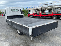 三菱ふそうキャンター平ボディ小型（2t・3t）[写真13]