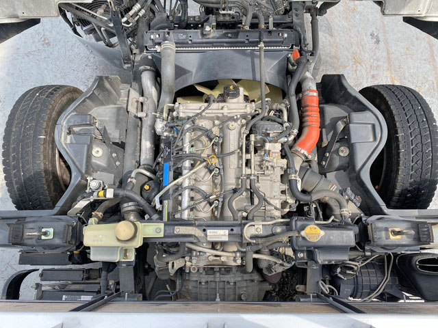 三菱ふそうキャンター平ボディ小型（2t・3t）[写真25]