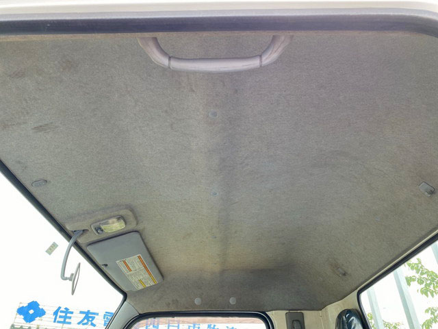 三菱ふそうキャンター平ボディ小型（2t・3t）[写真33]