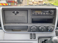 三菱ふそうキャンター平ボディ小型（2t・3t）[写真37]