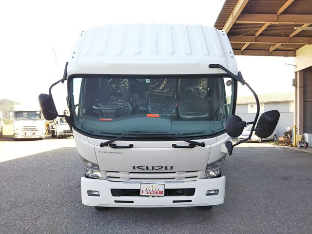 いすゞフォワード平ボディ中型（4t）[写真25]