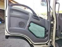 いすゞフォワード平ボディ中型（4t）[写真30]