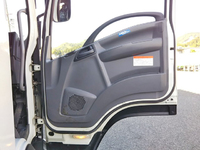 いすゞフォワード平ボディ中型（4t）[写真31]