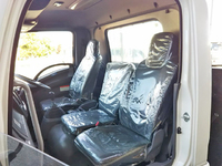 いすゞフォワード平ボディ中型（4t）[写真32]