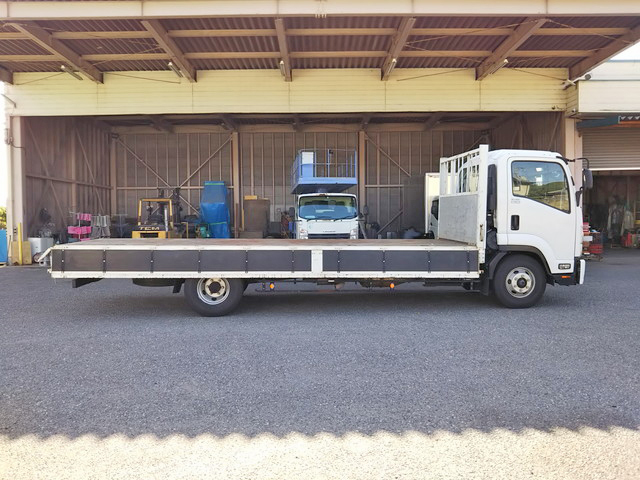 いすゞフォワード平ボディ中型（4t）[写真08]