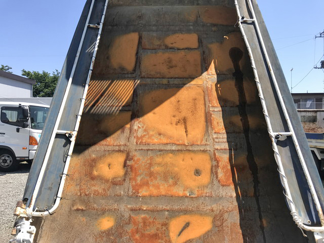 日野レンジャー三転ダンプ中型（4t）[写真13]