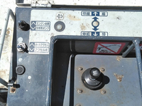 いすゞエルフ高所作業車小型（2t・3t）[写真19]