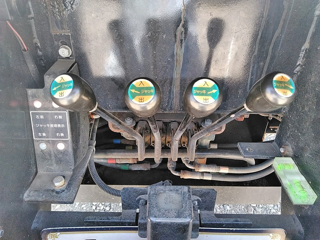 いすゞエルフ高所作業車小型（2t・3t）[写真22]