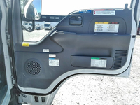 いすゞエルフ高所作業車小型（2t・3t）[写真32]