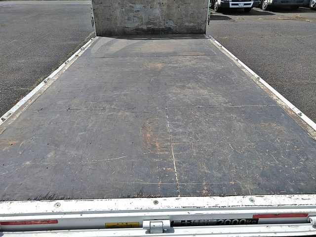 三菱ふそうキャンター平ボディ小型（2t・3t）[写真15]