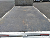 三菱ふそうキャンター平ボディ小型（2t・3t）[写真15]