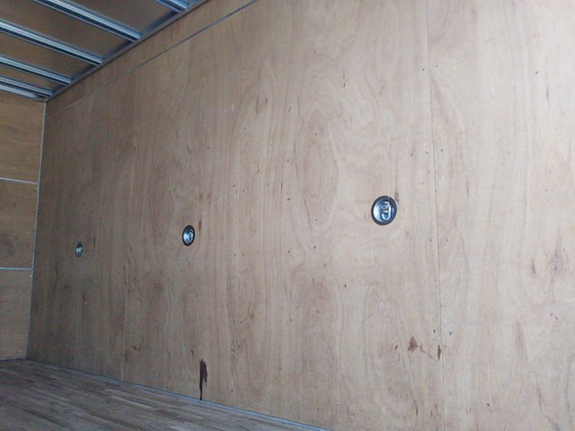 三菱ふそうキャンターアルミバン小型（2t・3t）[写真15]