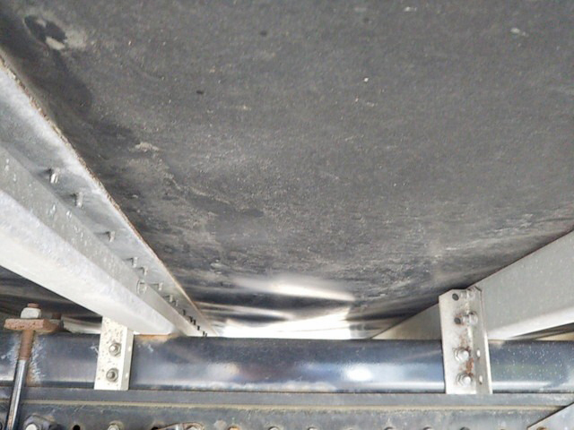 三菱ふそうキャンターアルミバン小型（2t・3t）[写真23]