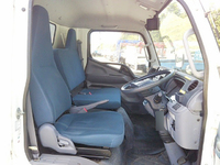 三菱ふそうキャンターアルミバン小型（2t・3t）[写真32]