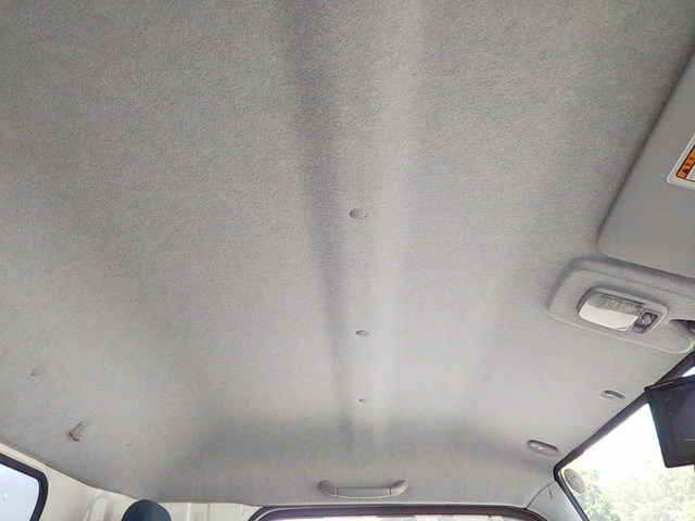 三菱ふそうキャンターアルミバン小型（2t・3t）[写真33]