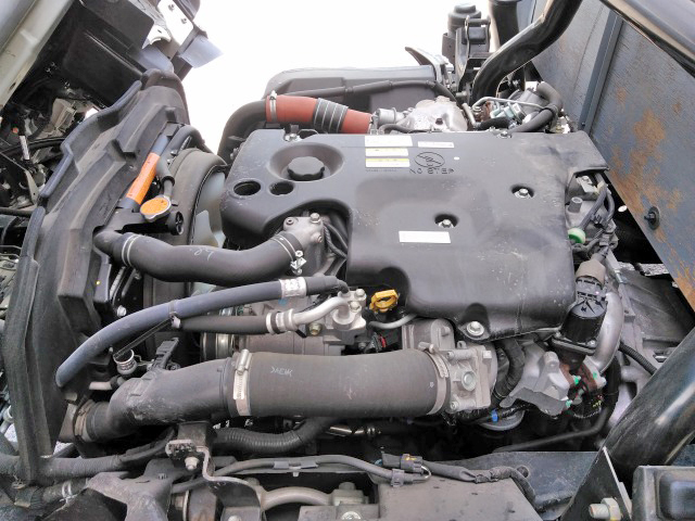 いすゞエルフカーテン車小型（2t・3t）[写真16]