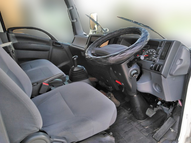 いすゞエルフカーテン車小型（2t・3t）[写真20]