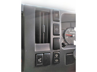 いすゞエルフカーテン車小型（2t・3t）[写真24]