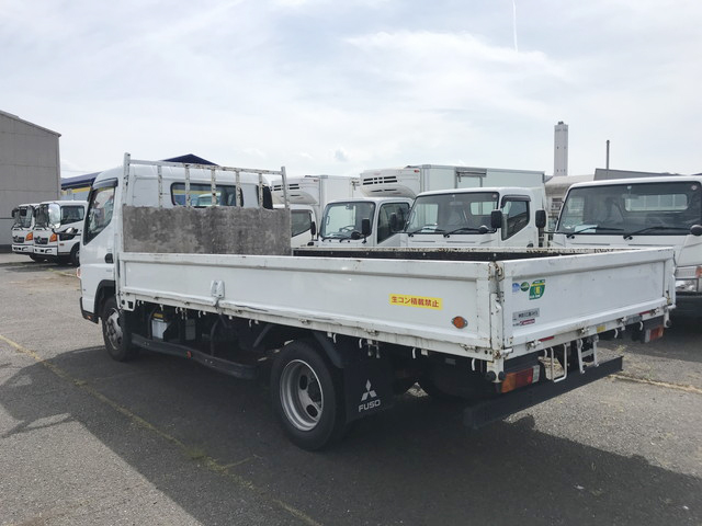 三菱ふそうキャンター平ボディ小型（2t・3t）[写真04]