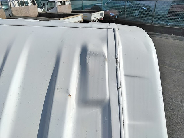 いすゞエルフ平ボディ小型（2t・3t）[写真24]