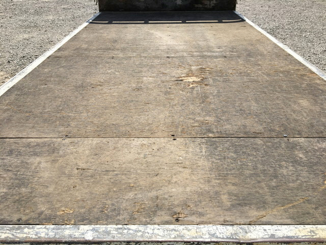 日野デュトロ平ボディ小型（2t・3t）[写真13]