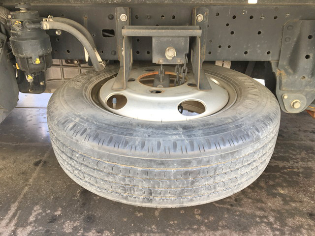 日野デュトロ平ボディ小型（2t・3t）[写真19]