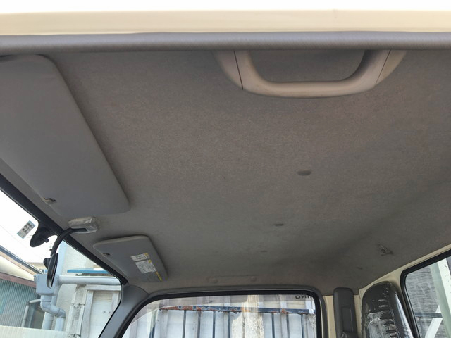 日野デュトロ平ボディ小型（2t・3t）[写真35]