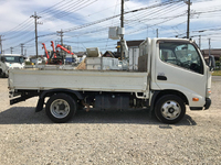 日野デュトロ平ボディ小型（2t・3t）[写真07]