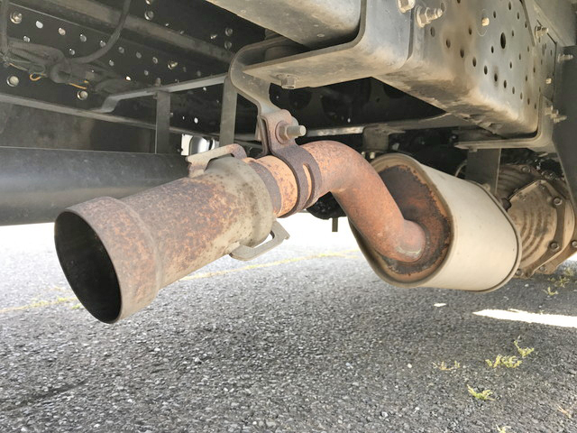 いすゞエルフ冷凍車（冷蔵車）小型（2t・3t）[写真22]