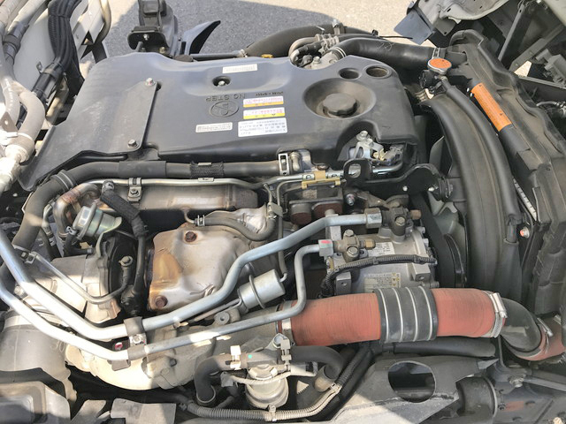 いすゞエルフ冷凍車（冷蔵車）小型（2t・3t）[写真28]