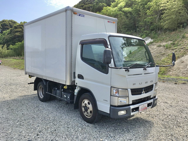 三菱ふそうキャンターパネルバン小型（2t・3t）[写真03]