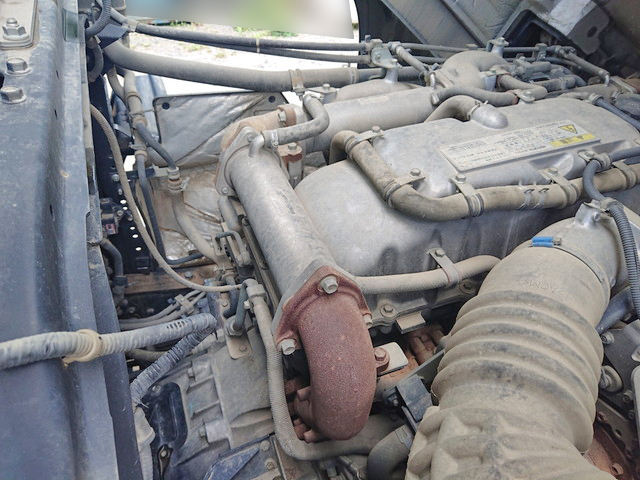 いすゞギガダンプ大型（10t）[写真32]