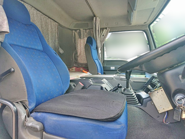 いすゞギガダンプ大型（10t）[写真34]